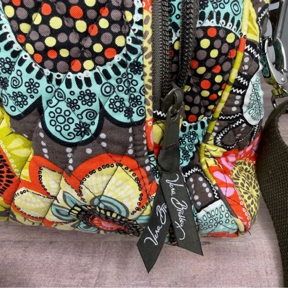 Vera Bradley Weekender Carry On Duffle Bag Flower Shower w/ Shoulder Strap - Picture 6 of 12